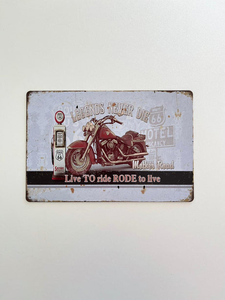 PLAQUE MÉTAL NEVER DIE 30X20 CM - PLAQUE DECORATIVE