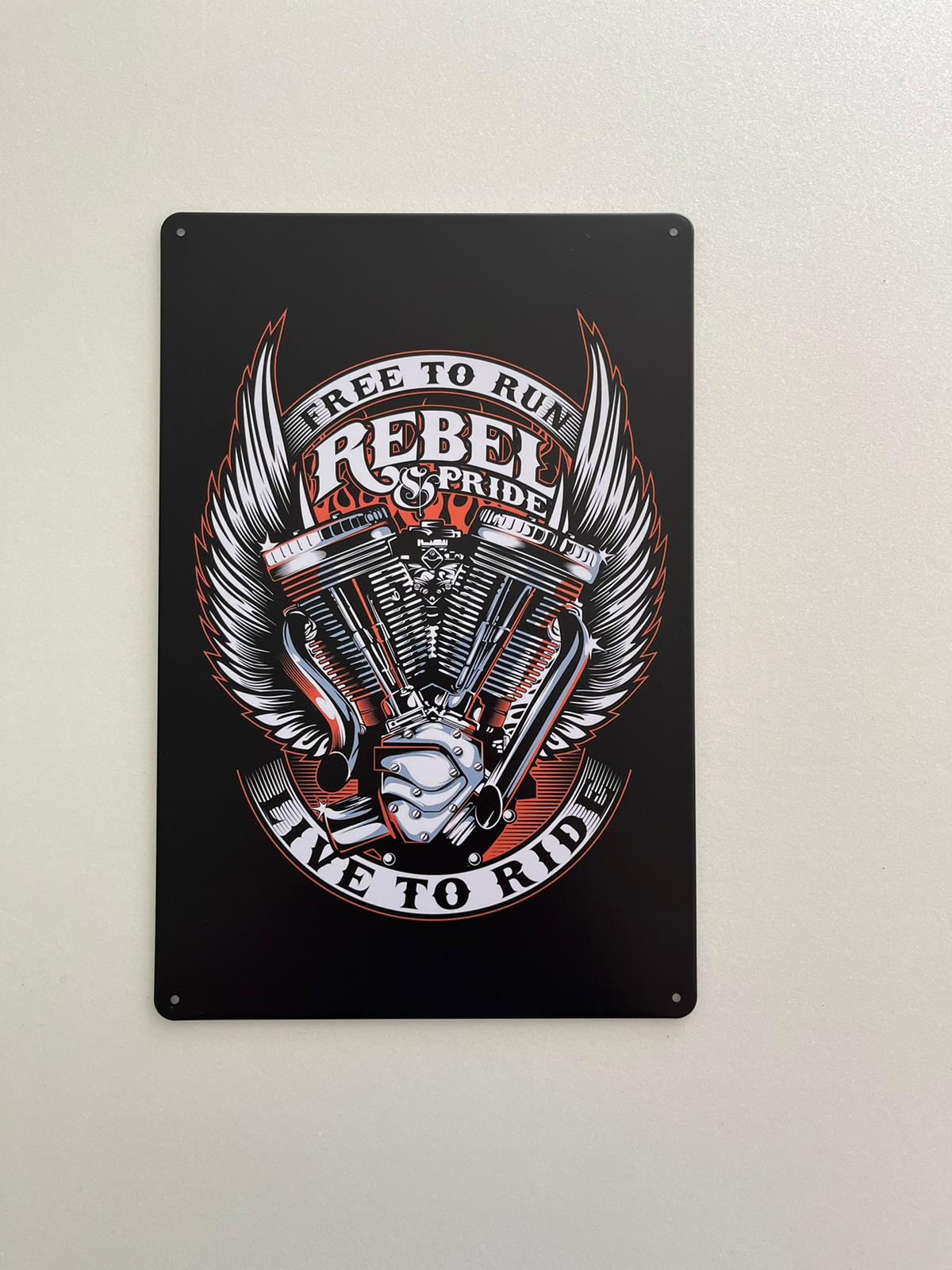 PLAQUE MÉTAL REBEL 30X20 CM - PLAQUE DECORATIVE